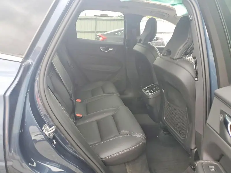2021 VOLVO XC60 T6 INSCRIPTION  