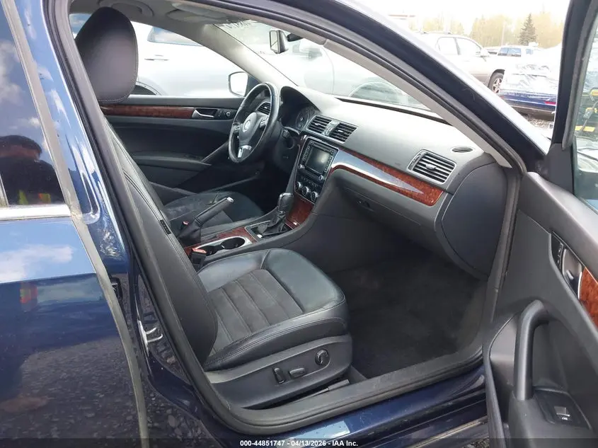 2013 VOLKSWAGEN PASSAT 2.0L TDI SEL PREMIUM