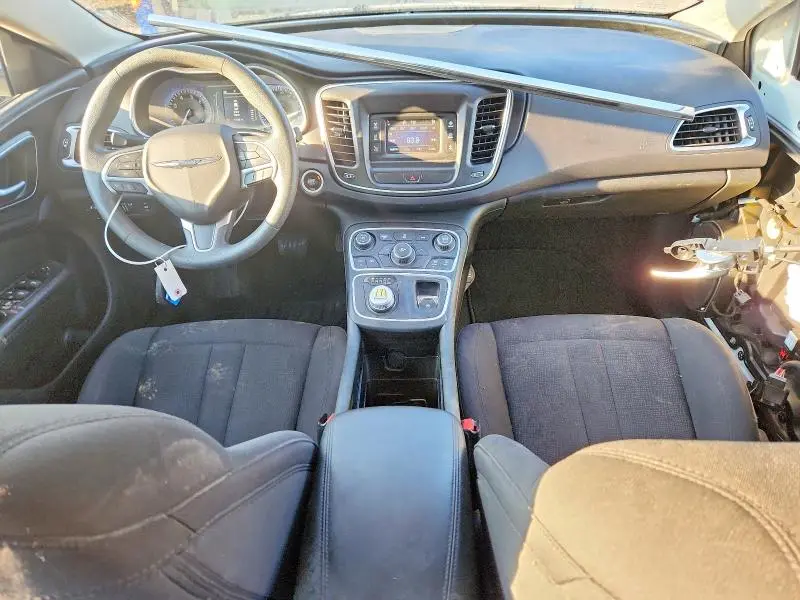 2015 CHRYSLER 200 LX  