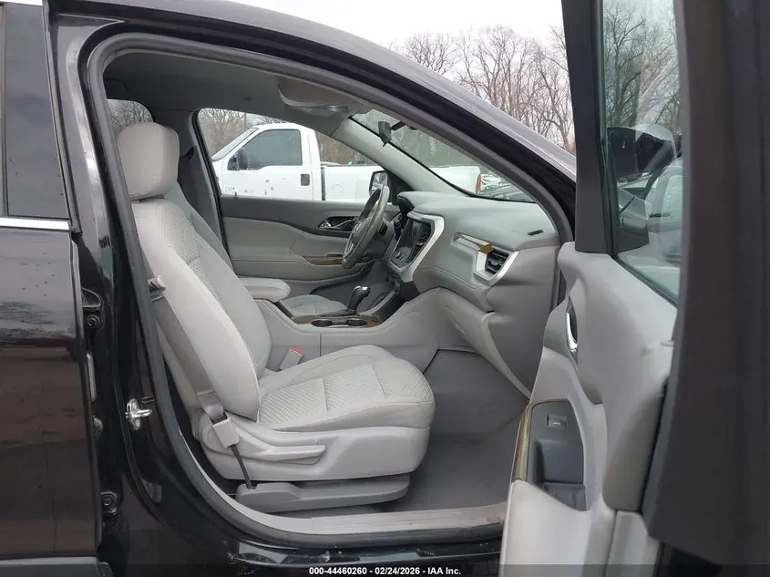 2018 GMC ACADIA SLE-1