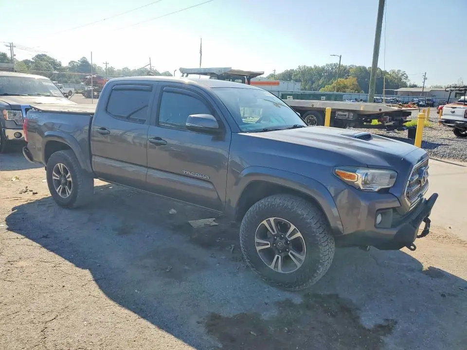 2017 TOYOTA TACOMA TRD SPORT  