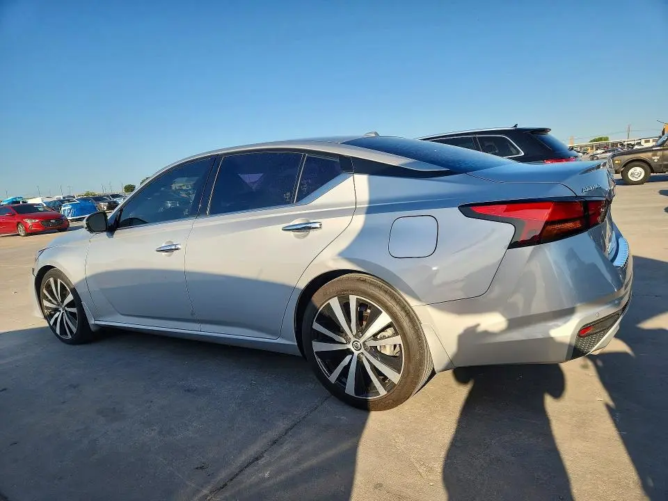 2020 NISSAN ALTIMA PLATINUM  