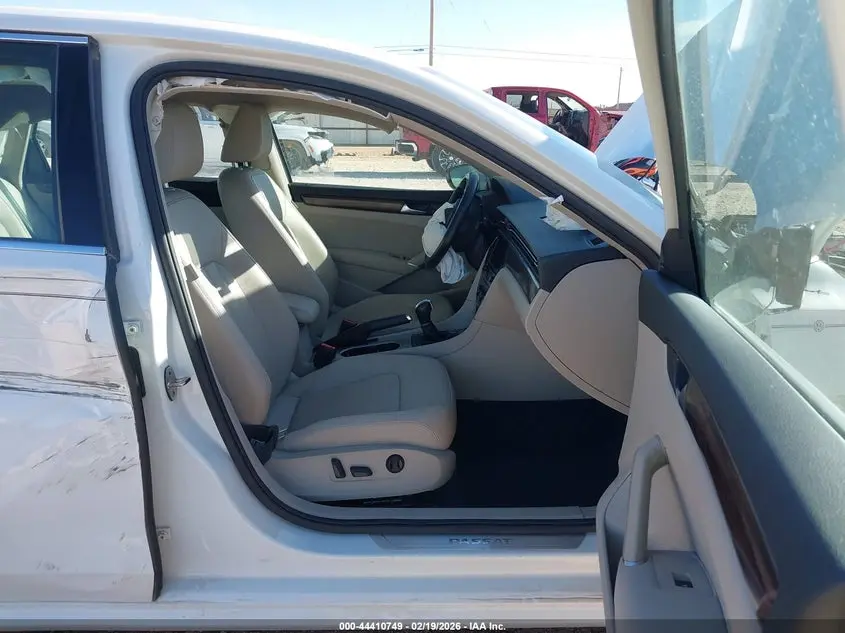 2020 VOLKSWAGEN PASSAT 2.0T SEL