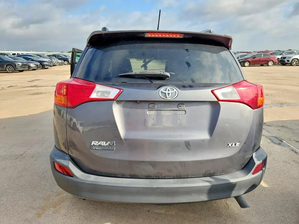 2013 TOYOTA RAV4 XLE  
