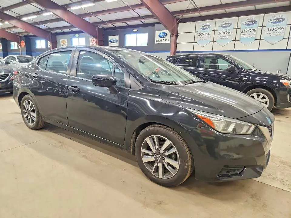 2020 NISSAN VERSA SV  