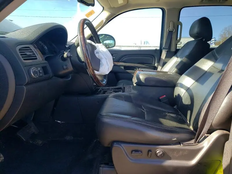 2013 GMC YUKON XL DENALI  