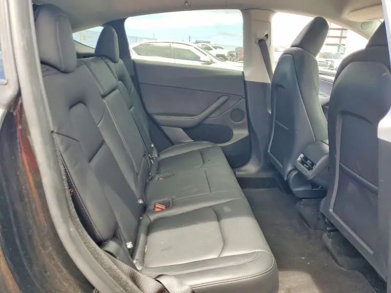 2025 TESLA MODEL Y   