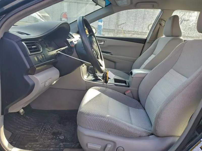 2015 TOYOTA CAMRY LE  