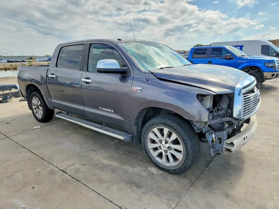 2012 TOYOTA TUNDRA CREWMAX LIMITED  