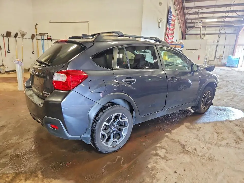 2016 SUBARU CROSSTREK LIMITED  