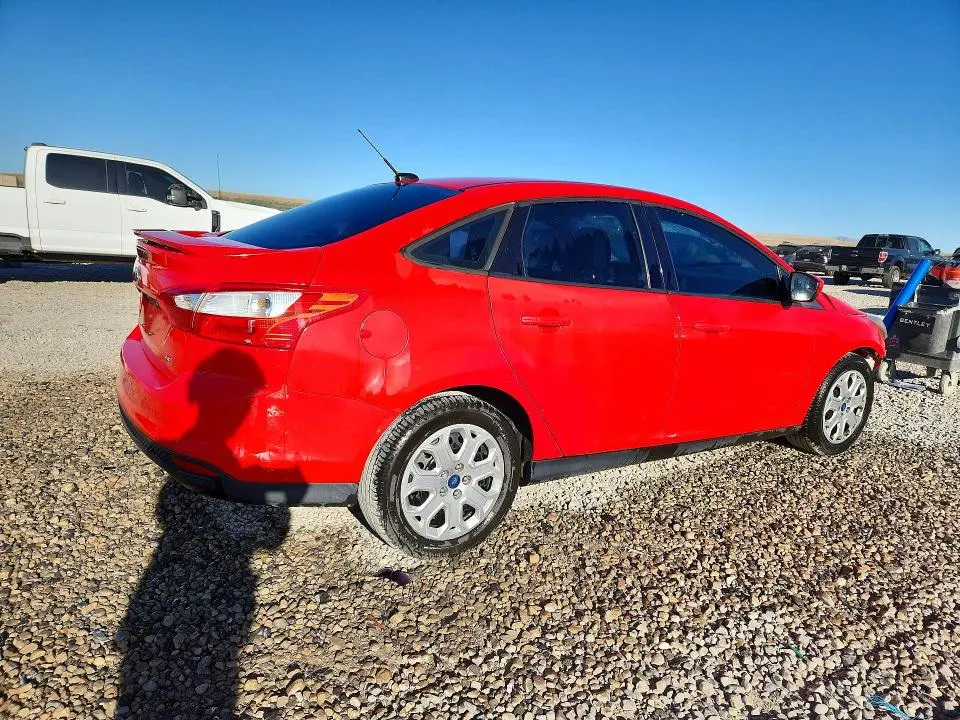 2012 FORD FOCUS SE  