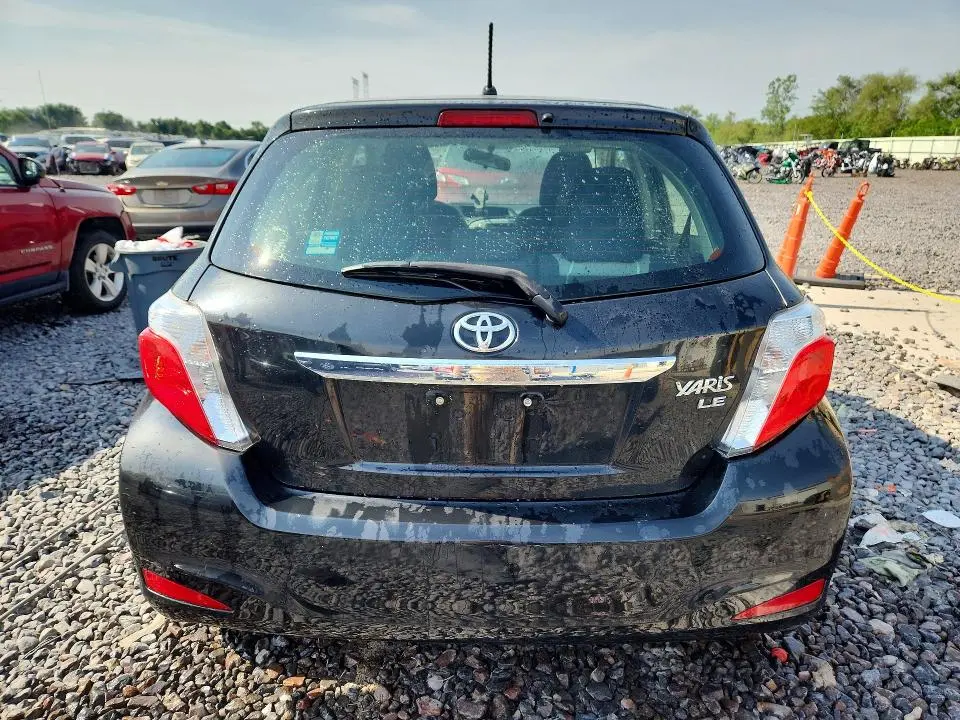 2014 TOYOTA YARIS 5-DOOR LE  