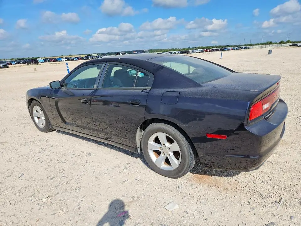 2012 DODGE CHARGER SE  