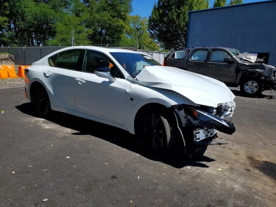 2025 LEXUS IS 300 F SPORT DESIGN  