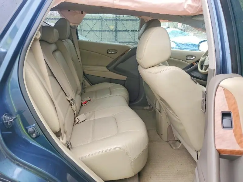 2012 NISSAN MURANO S  