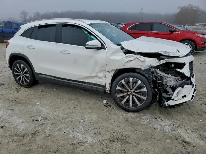 2021 MERCEDES-BENZ GLA 250 4MATIC  
