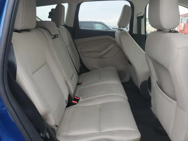 2019 FORD ESCAPE SE  