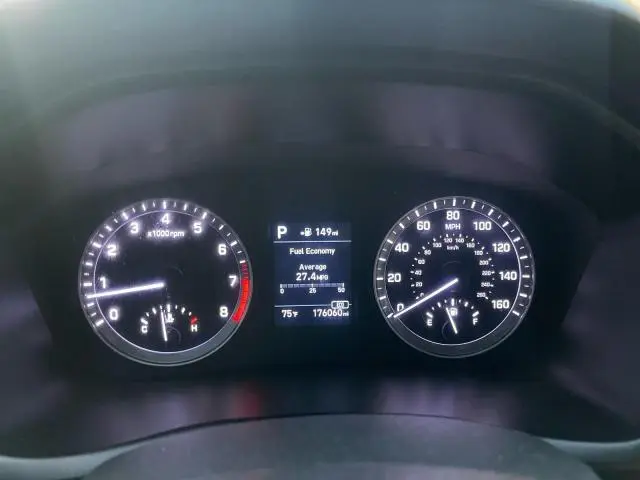 2018 HYUNDAI SONATA SE  
