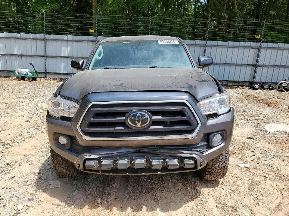 2021 TOYOTA TACOMA SR5 V6  