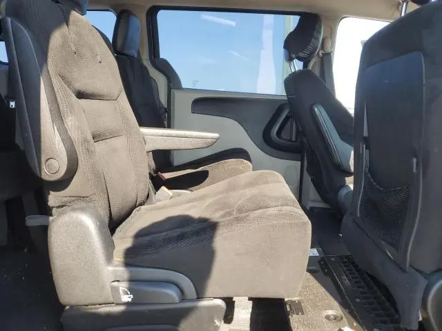 2015 DODGE GRAND CARAVAN SE  