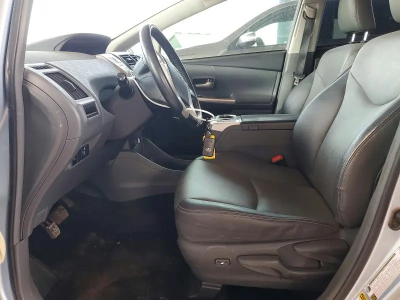 2014 TOYOTA PRIUS V FIVE  