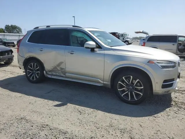 2017 VOLVO XC90 T6  