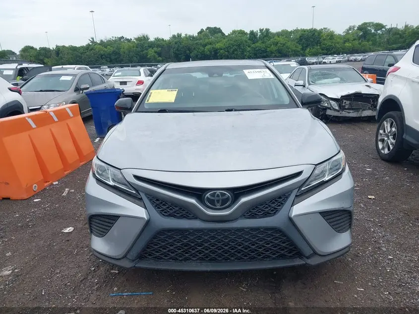 2020 TOYOTA CAMRY SE NIGHTSHADE EDITION AWD