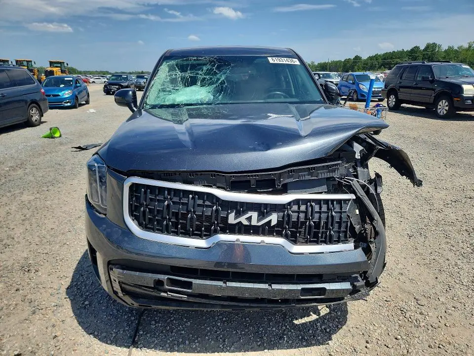 2023 KIA TELLURIDE LX  