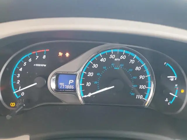 2011 TOYOTA SIENNA XLE  