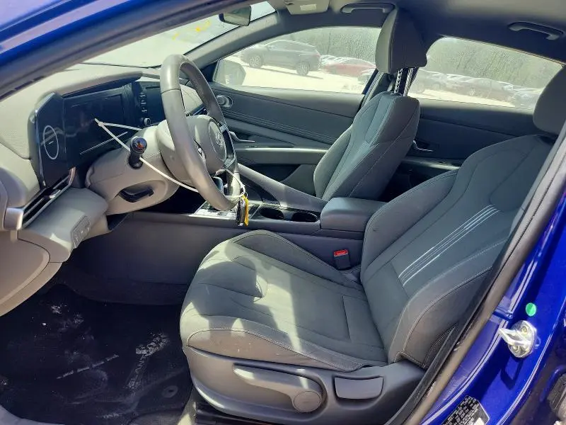2021 HYUNDAI ELANTRA SEL  