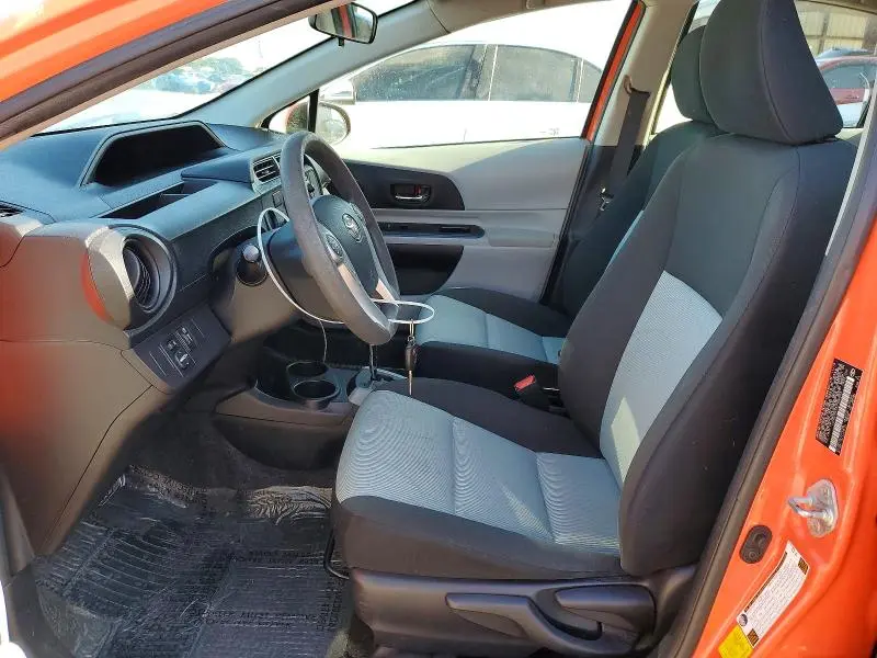 2013 TOYOTA PRIUS C TWO  