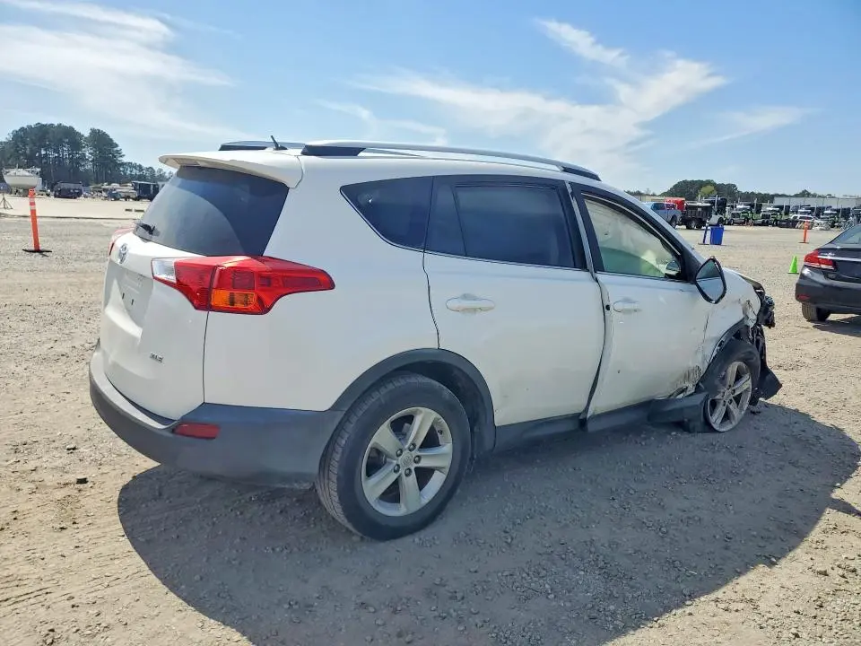 2013 TOYOTA RAV4 XLE  