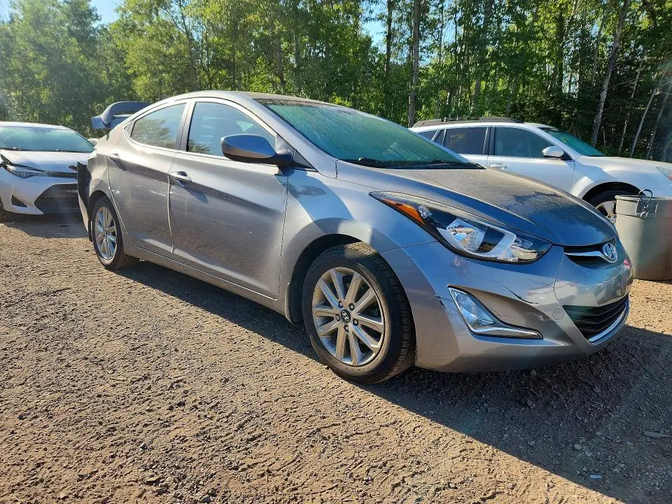 2015 HYUNDAI ELANTRA SE  