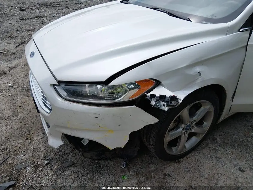 2013 FORD FUSION SE