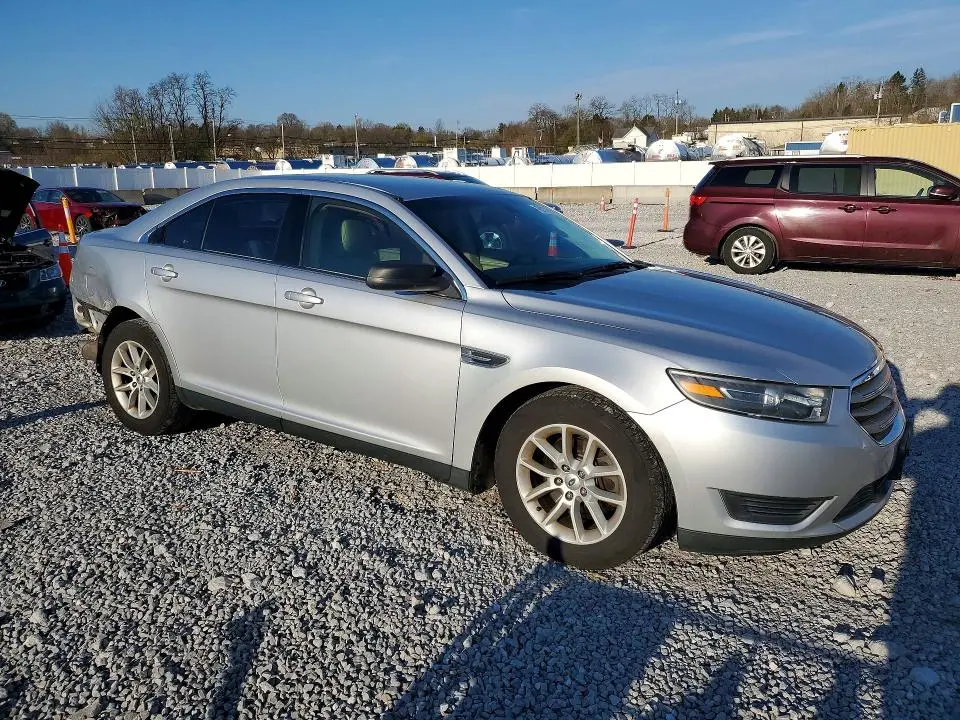 2014 FORD TAURUS SE  