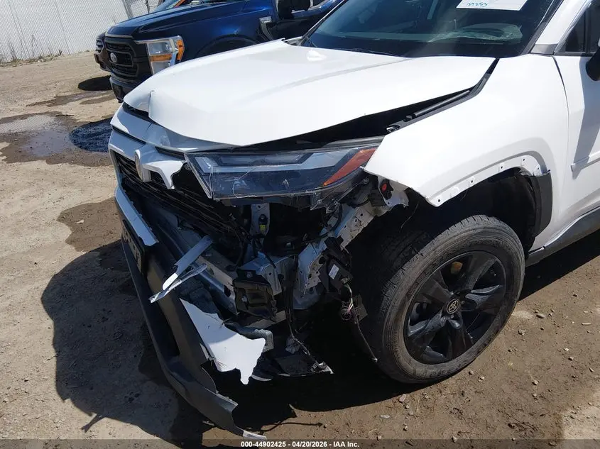 2023 TOYOTA RAV4 HYBRID LE