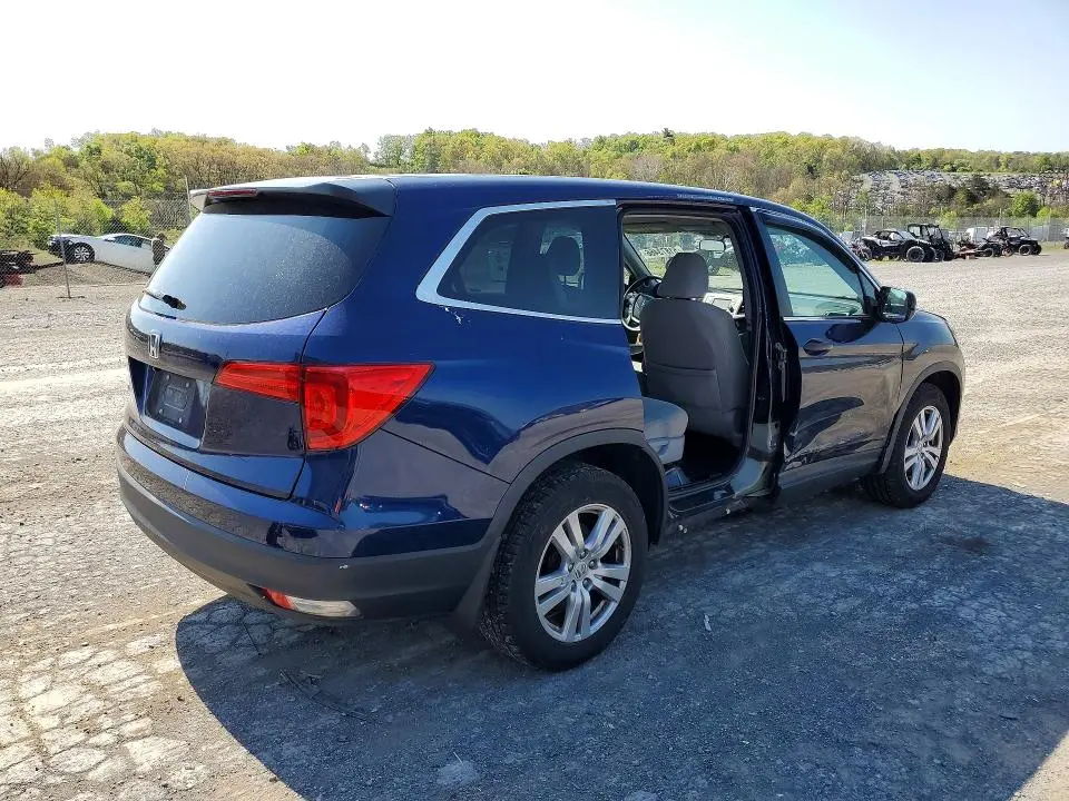 2017 HONDA PILOT LX  