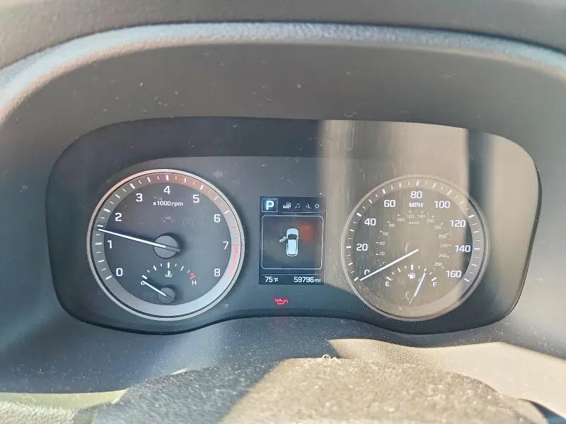 2016 HYUNDAI TUCSON SE  