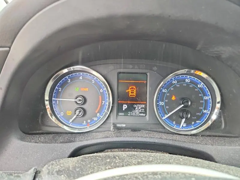 2019 TOYOTA COROLLA LE  