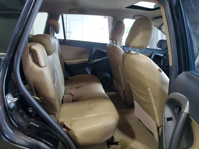 2010 TOYOTA RAV4 BASE  