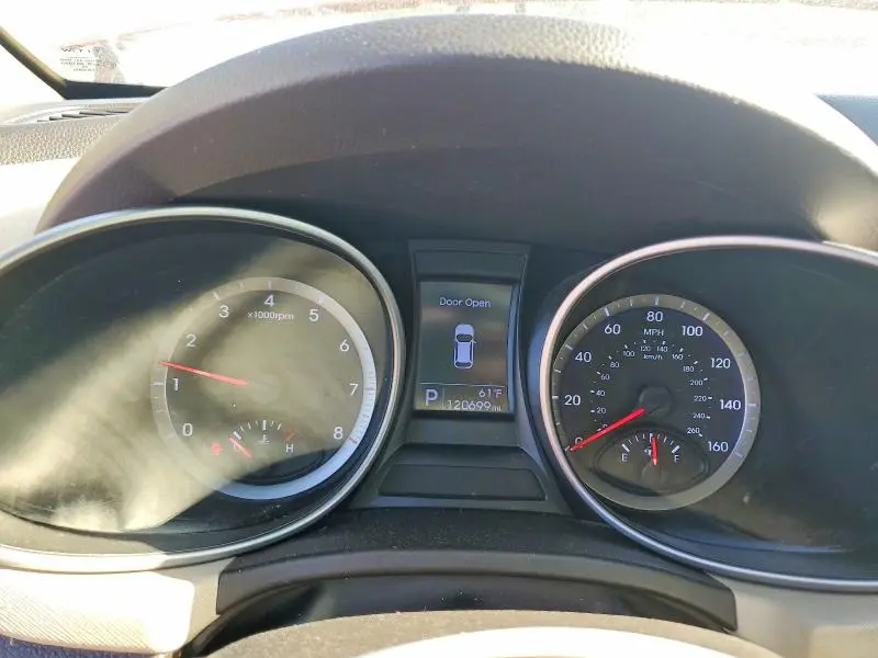 2016 HYUNDAI SANTA FE SE  
