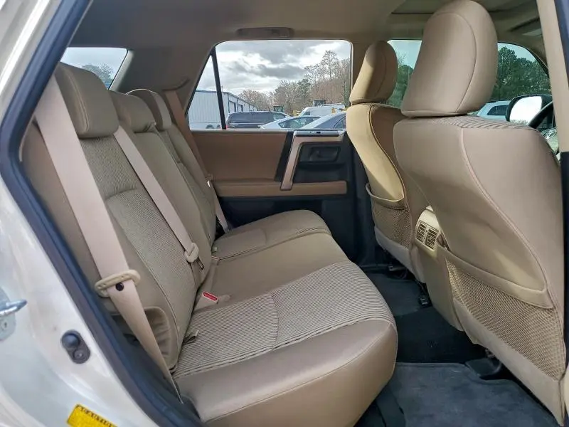 2010 TOYOTA 4RUNNER SR5  