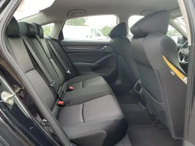 2019 HONDA ACCORD LX  