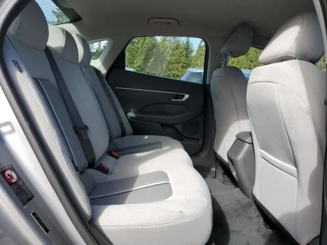 2020 HYUNDAI SONATA SE  