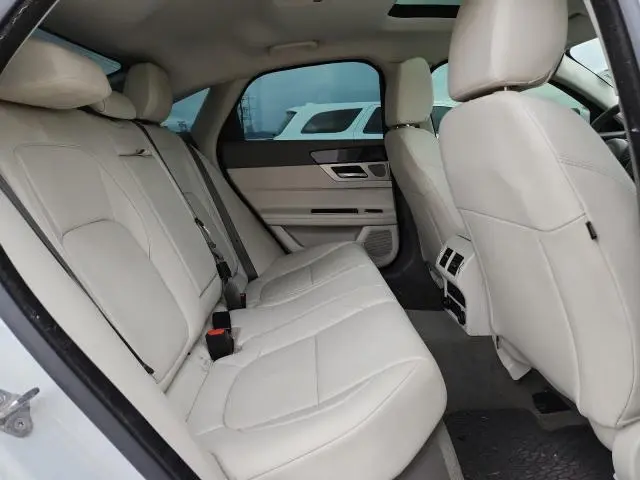 2016 JAGUAR XF PREMIUM