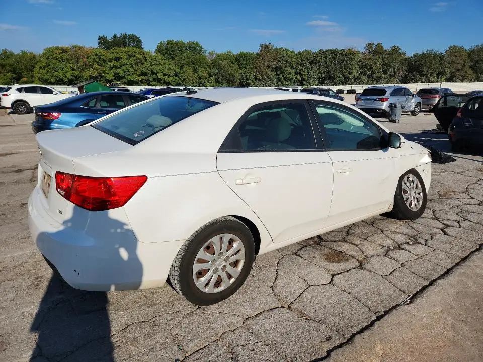 2011 KIA FORTE EX  