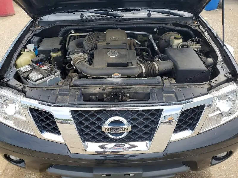 2013 NISSAN FRONTIER S  
