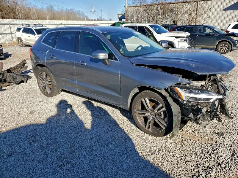 2019 VOLVO XC60 T5 MOMENTUM  