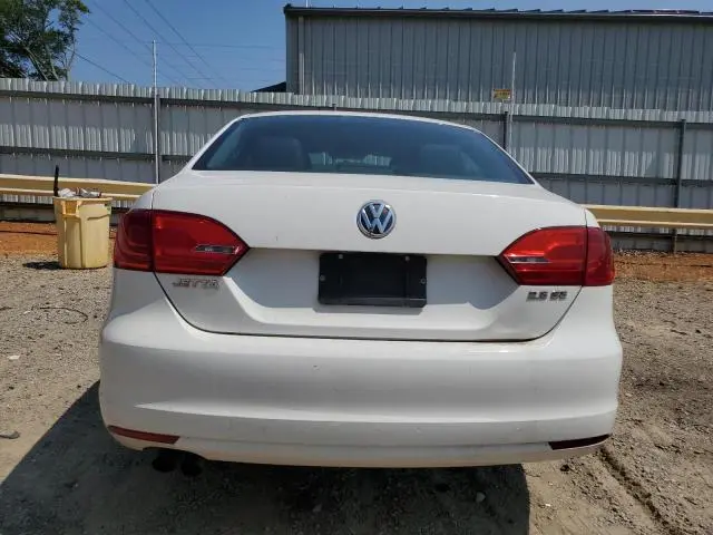 2013 VOLKSWAGEN JETTA SE  
