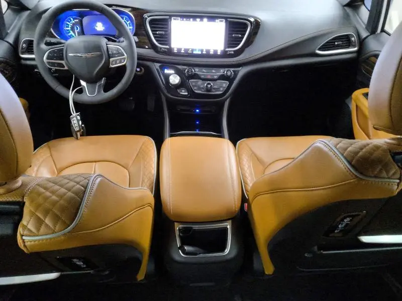 2023 CHRYSLER PACIFICA HYBRID PINNACLE  